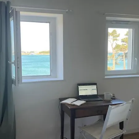 Holiday home Belle Maison Familiale Vue Sur Mer, Acces Direct A La *